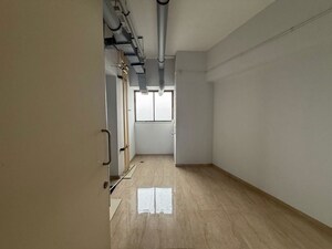 Bathroom in 3 BHK Apartment at Lokhandwala Minerva Mahalaxmi, Mahalaxmi – for Rent