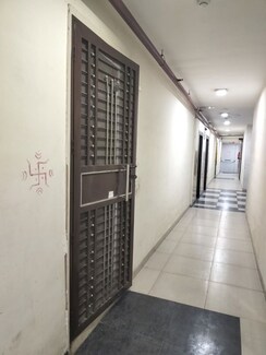 2 BHK Apartment For Rent in Supertech Albaria