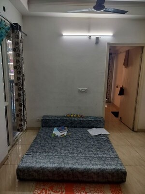 Room in 2 BHK Apartment at Supertech Albaria, Sector 1 Greater Noida – for Rent