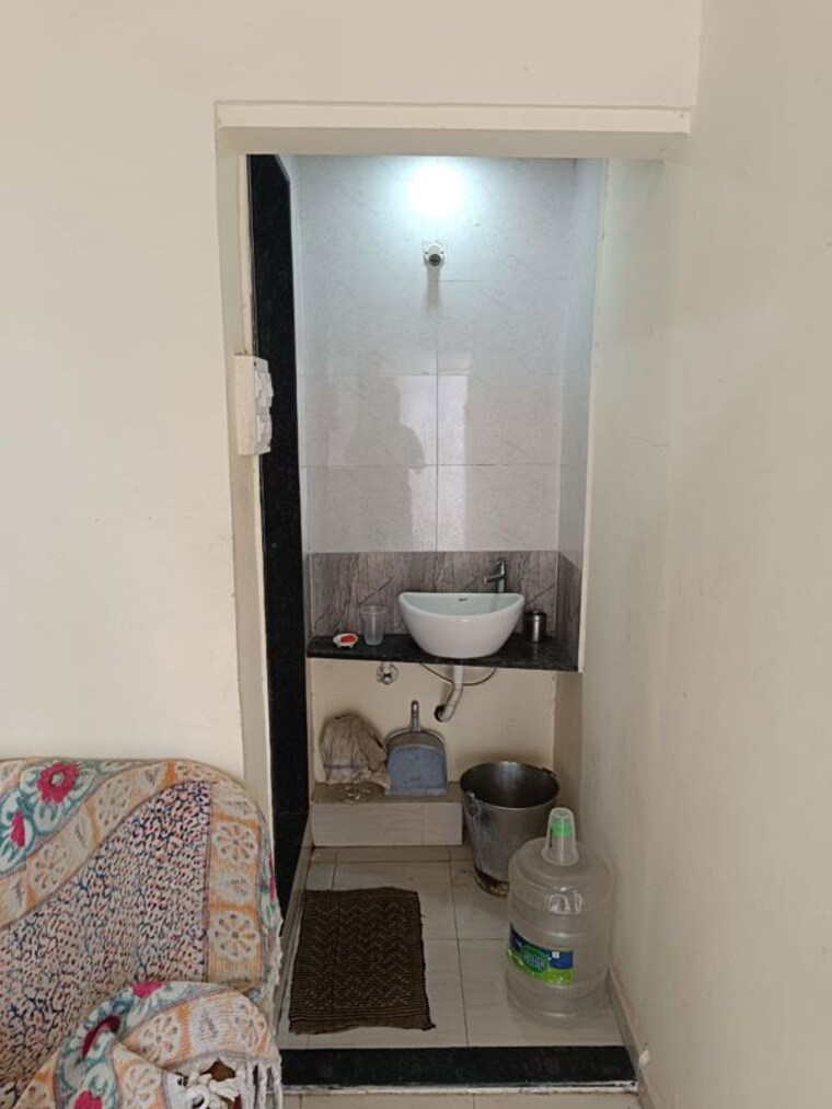 Bathroom, neel-heights Studio 350 Sq.Ft. Apartment In Sangvi Pune 10361108