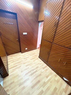 Study Room in 3 BHK Builder Floor at Kalkaji – for Rent
