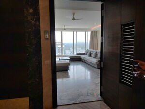 4 BHK Apartment – Entrance View at Supreme Universal Esteban, Koregaon Park - for Rent