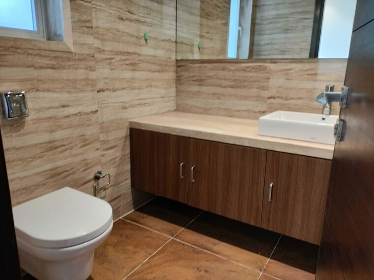 Bathroom, supreme-universal-esteban 4 Bedroom 3800 Sq.Ft. Apartment In Koregaon Park Pune 10361174