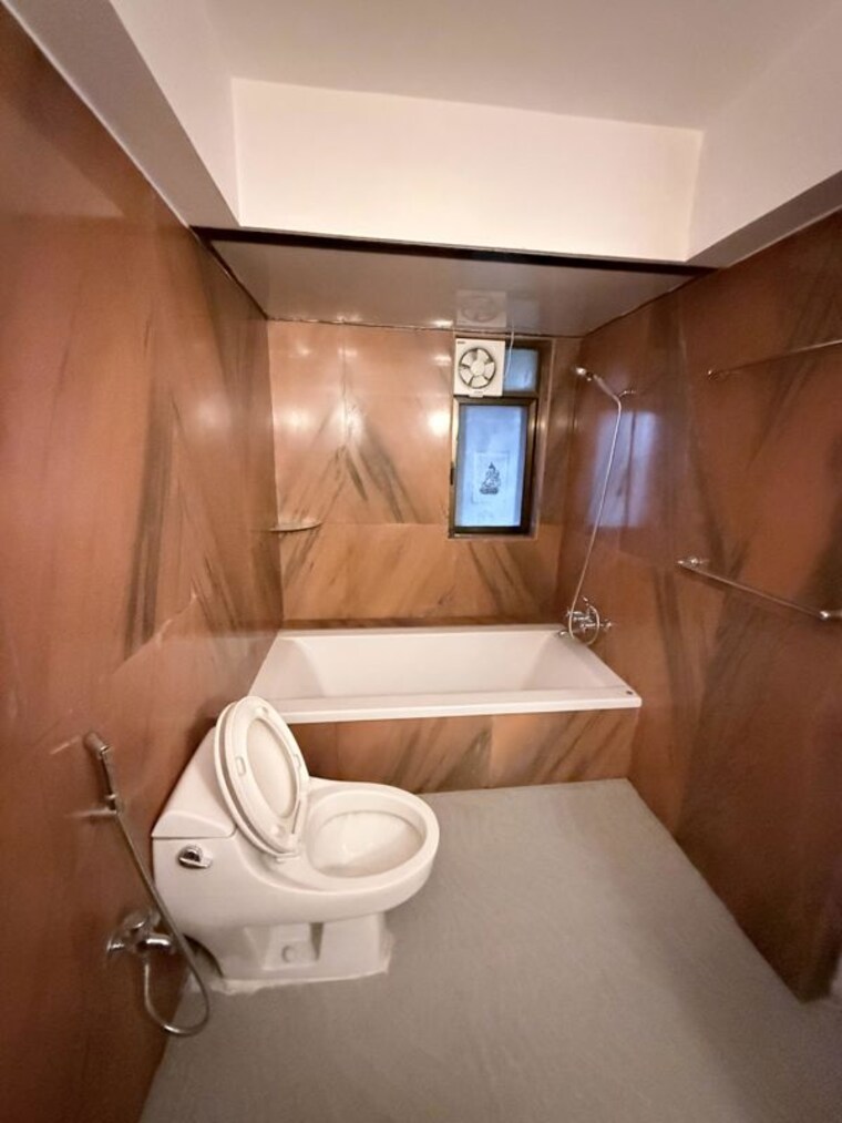 Bathroom, oxford-hallmark 4 Bedroom 2200 Sq.Ft. Apartment In Koregaon Park Pune 10361175