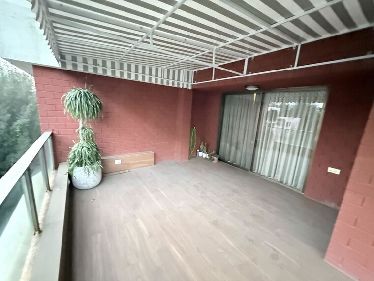 Balcony, oxford-hallmark 4 Bedroom 2200 Sq.Ft. Apartment In Koregaon Park Pune 10361175