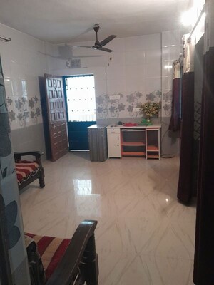 Living Room in 2.5 BHK Apartment at Chandkheda – for Rent