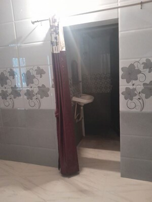 Building Lobby in 2.5 BHK Apartment at Chandkheda – for Rent