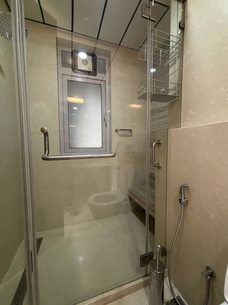 Bathroom, vascon-windermere 4 Bedroom 3800 Sq.Ft. Apartment In Koregaon Pune 10361183