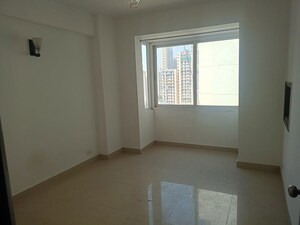 2.5 BHK Apartment For Rent in Antriksh Golf View - II, Sector 78