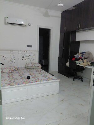Living Room in 3 BHK Builder Floor at Sector 13 – for Rent