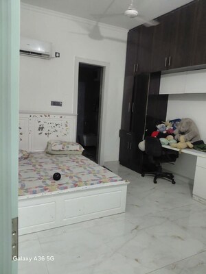 Bedroom in 3 BHK Builder Floor at Sector 13 – for Rent