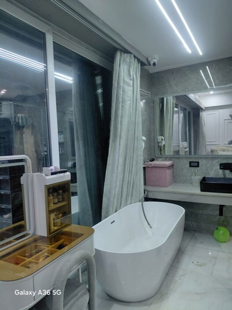 Kitchen, sector 13 3 Bedroom 2000 Sq.Ft. Builder Floor In Sector 13 Gurgaon 10361219
