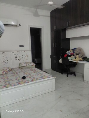 Bedroom in 3 BHK Builder Floor at Sector 13 – for Rent