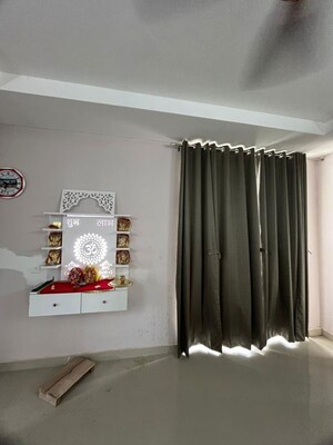 Furnished Amenities in 3 BHK Apartment at Ansal Sushant Golf City Celebrity Greens, Sushant Golf City – for Rent