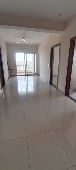 Bathroom in 3 BHK Apartment at Anukampa Platina Terraces, Mansarovar – for Rent
