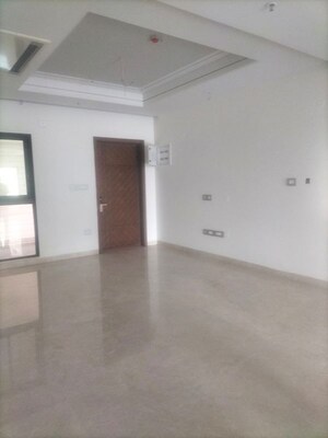 Room in 3 BHK Apartment at Aparna One Pokkulwada, Shaikpet – for Rent