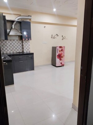 Team Area in 1 BHK Builder Floor at Sector 23a – for Rent