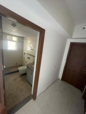 Room in 2 BHK Apartment at Godrej Air Sector 85, Sector 85 – for Rent