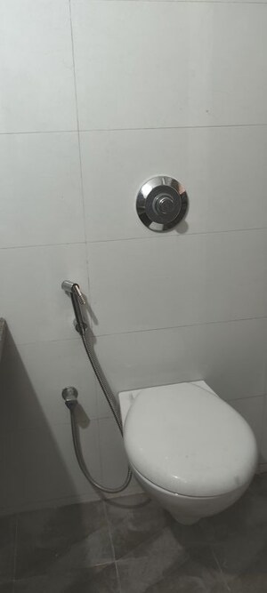 Furnished Amenities in 1 BHK Apartment at Metropolis Aquaris Phase 2, Kasarvadavali – for Rent