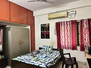 Bedroom in 2 BHK Builder Floor at Madhapur – for Rent