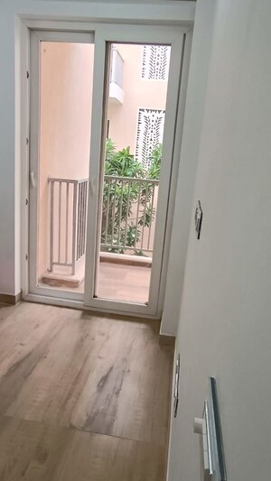 Room in 2 BHK Builder Floor at Ace Palm Floors, Sector 89 – for Rent