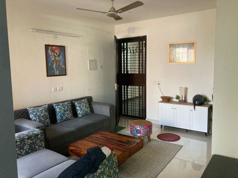 Living Room, signature-the-serenas  585 Sq.Ft. Apartment In Sohna Sector 36 Gurgaon 10361321