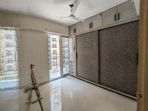 2 BHK Apartment For Rent in Signature Global The Millennia, Sector 37d