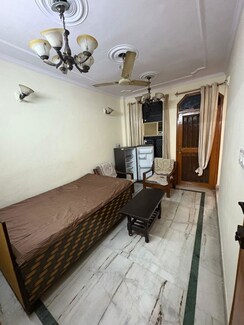 1 BHK + Pooja Room,Store Room Builder Floor For Rent in Kalkaji