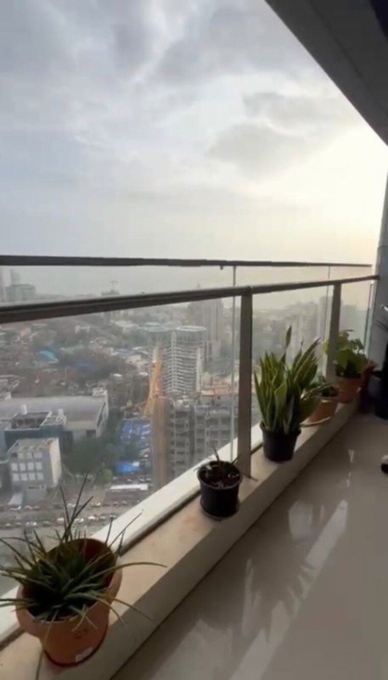  Parking, indiabulls-blu-tower-a 3 Bedroom 2130 Sq.Ft. Apartment In Worli Mumbai 10361298
