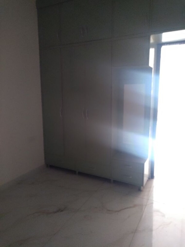 Room, bhabat 4 Bedroom 118 Sq.Yd. Independent House In Bhabat Zirakpur 10361392