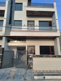 4 BHK Independent House For Sale in Bhabat