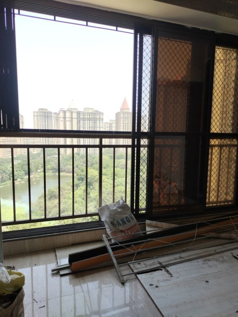 Balcony, uma-sparta 2.5 Bedroom 910 Sq.Ft. Apartment In Ghodbunder Road Thane 10361369