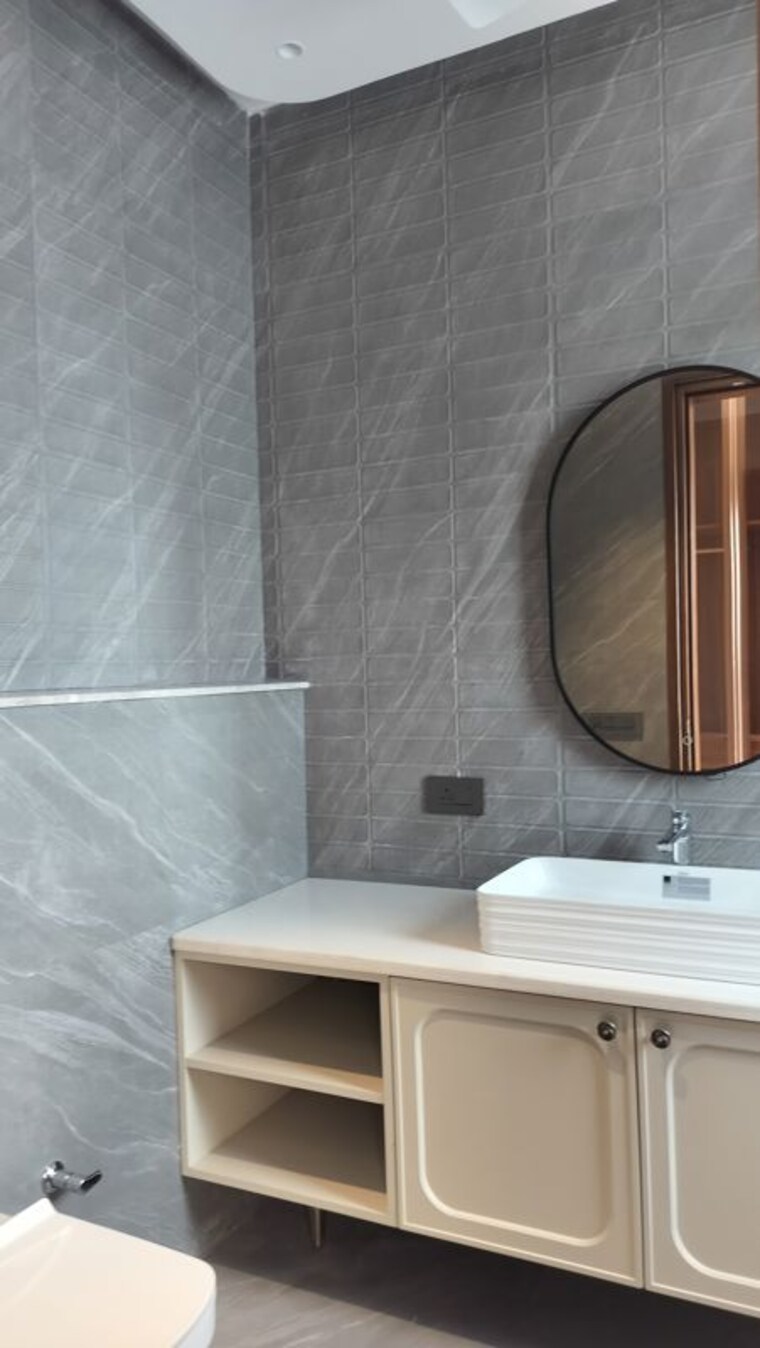 Bathroom, greenwood-city 5 Bedroom 270 Sq.Yd. Builder Floor In Sector 40 Gurgaon 10361415