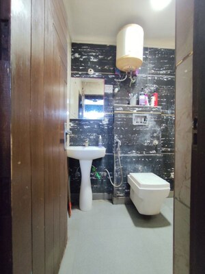Team Area in 3 BHK Builder Floor at Eureka Diya Green City, Raj Nagar Extension – for Sale