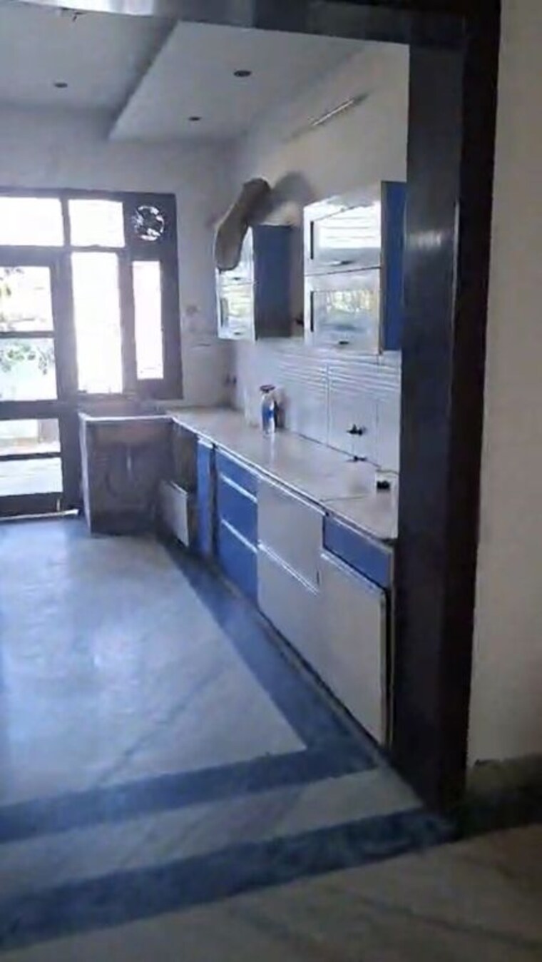 Kitchen, sector 26 3 Bedroom 3500 Sq.Ft. Independent House In Sector 26 Panchkula 10360515