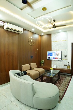 Team Area in 4 BHK Independent House at Bais Godam – for Sale