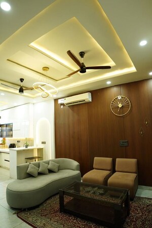 Bedroom in 4 BHK Independent House at Bais Godam – for Sale