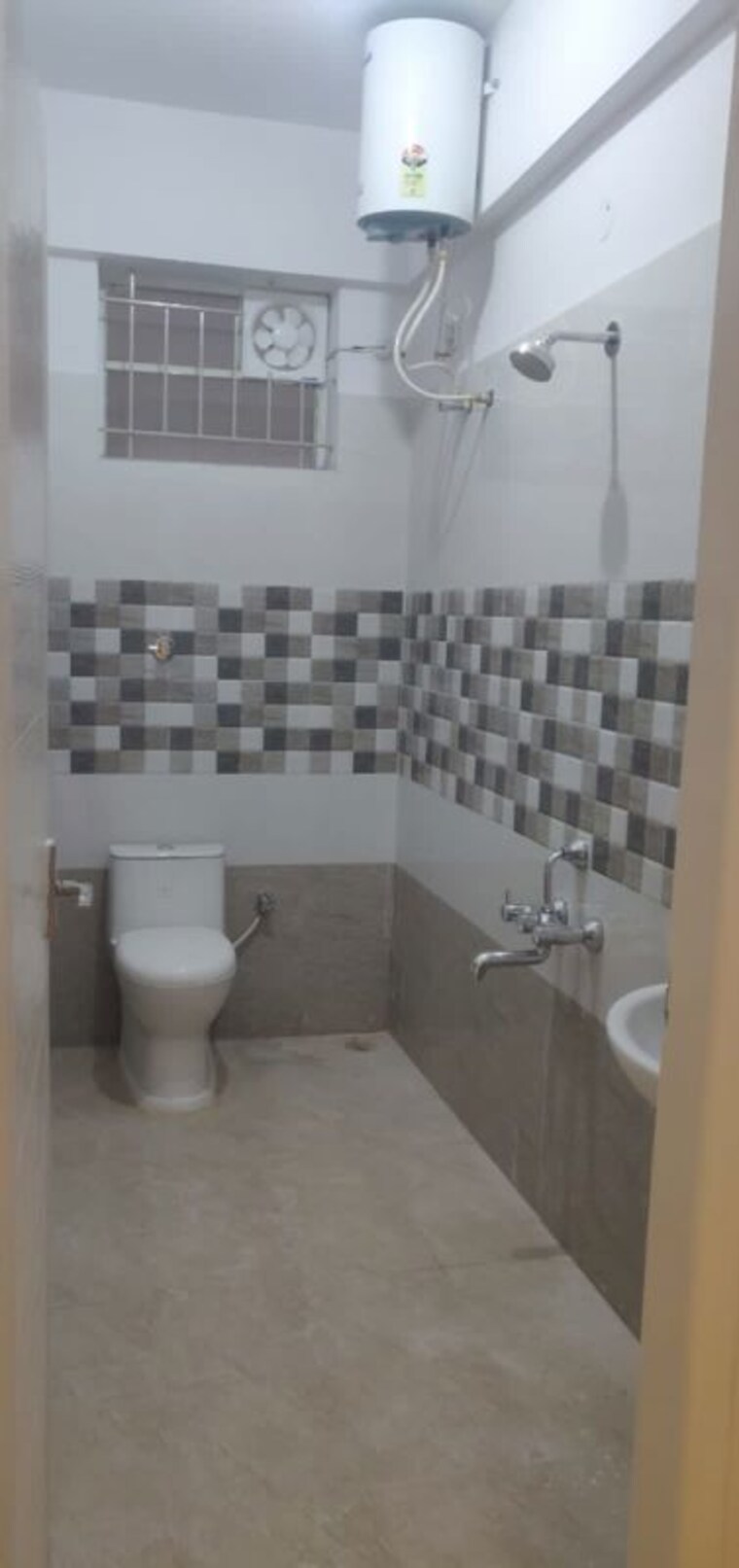 Bathroom, sri-nandana-neo 3 Bedroom 1230 Sq.Ft. Apartment In Electronic City Bangalore 10361540