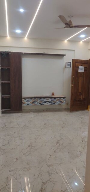 Room in 3 BHK Apartment at Sri Nandana Neo, Electronic City – for Rent