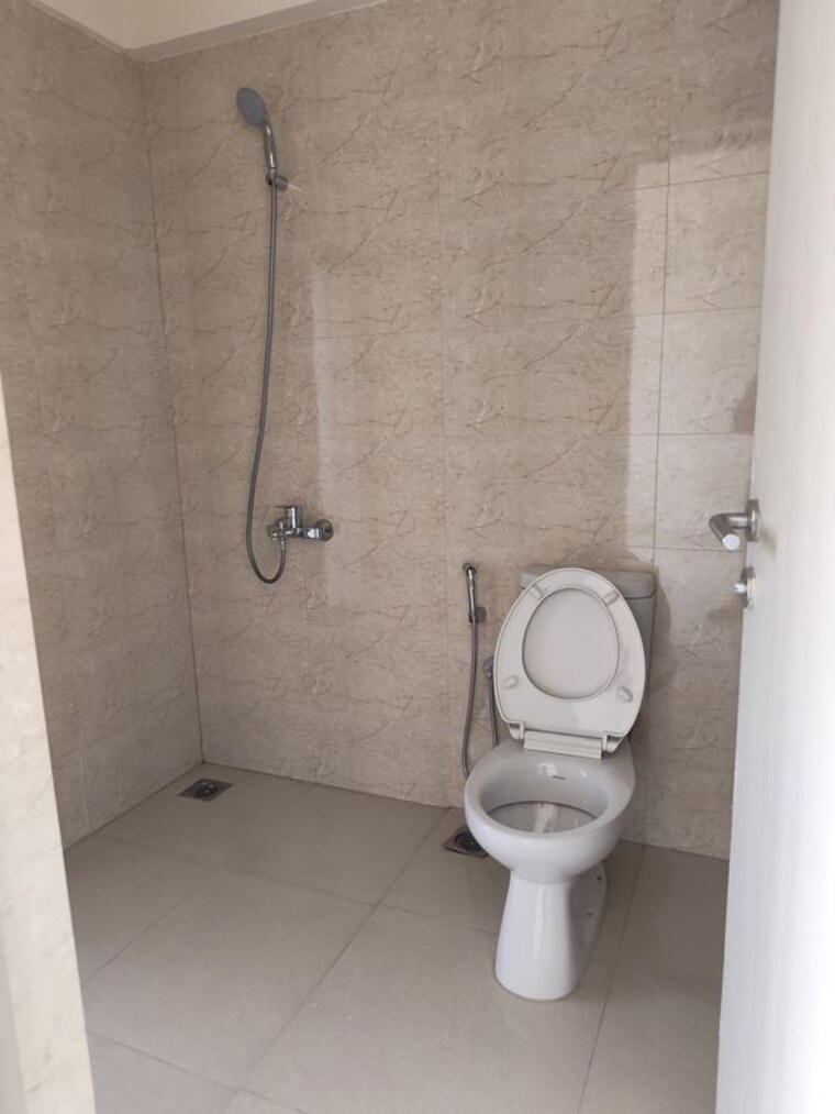 Bathroom, hiranandani-fortune-city 3 Bedroom 1167 Sq.Ft. Apartment In New Panvel Navi Mumbai 10361553