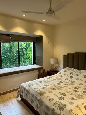 Bedroom in 4 BHK Apartment at Mittal Park, Juhu – for Sale