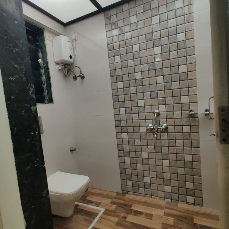 Bathroom, kalina 3 Bedroom 986 Sq.Ft. Apartment In Kalina Mumbai 10361575