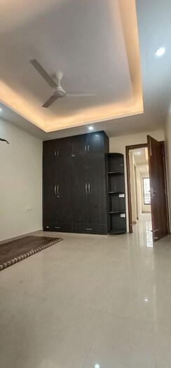 2 BHK Builder Floor For Rent in Huda Market