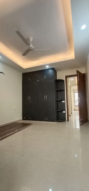 2 BHK Builder Floor For Rent in Huda Market, Sector 31