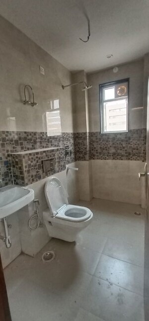 Bathroom in 2 BHK Builder Floor at Huda Market, Sector 31 – for Rent