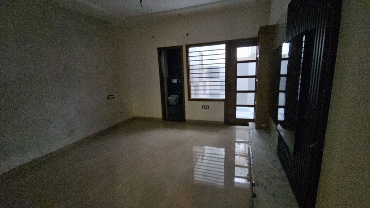 Room, preet colony 3 Bedroom 2000 Sq.Ft. Apartment In Preet Colony Zirakpur 10361588