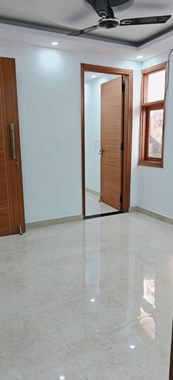 1 BHK Builder Floor For Sale in Sheikh Sarai