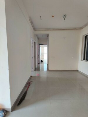 Room in 4 BHK Apartment at Nirala Aspire, Sector 16 Greater Noida – for Rent