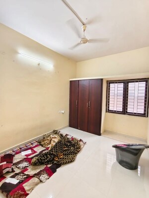 Bedroom in 2 BHK Apartment at Somajiguda – for Rent