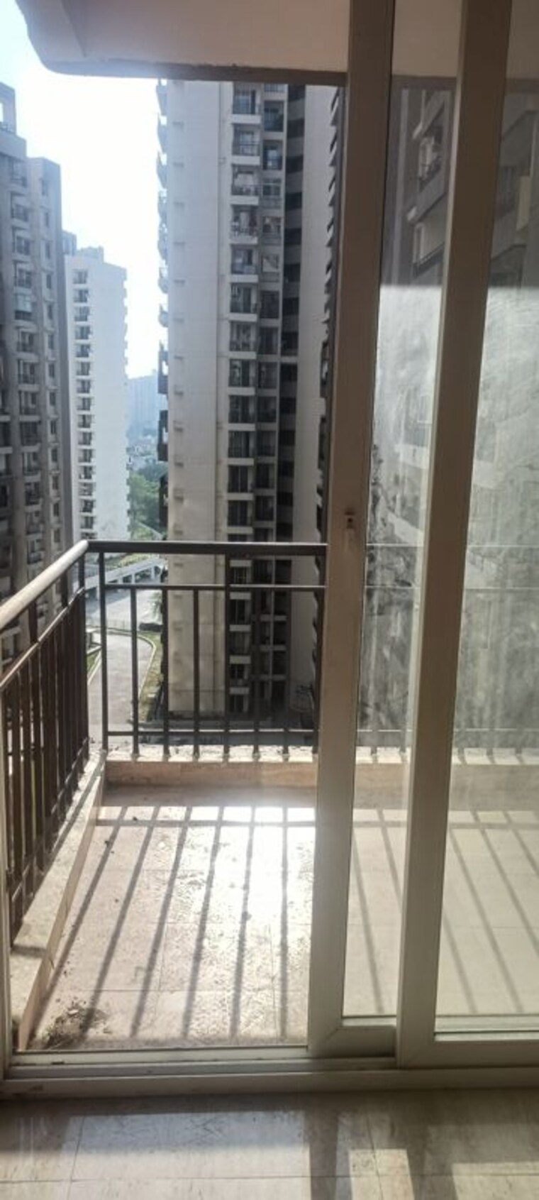 Balcony, amrapali-kingswood 3 Bedroom 1425 Sq.Ft. Apartment In Sector 4 Greater Noida Greater Noida 10361636